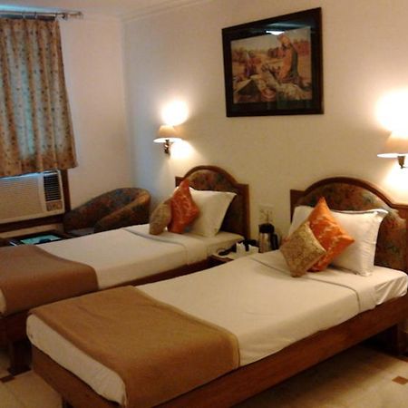 Hotel Diana Palace Jaipur Luaran gambar