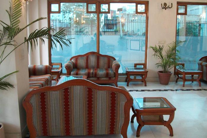 Hotel Diana Palace Jaipur Luaran gambar